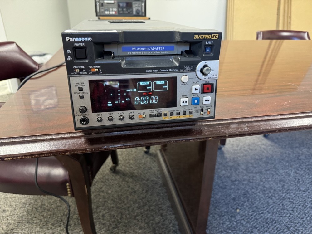 Panasonic AJ-SD93 DVCPRO50 Professional DV Recorder / Player