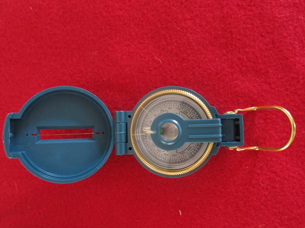 UST Lensatic Folding Compass Easy-to-Read Compact Luminous Shock-Resistant Case