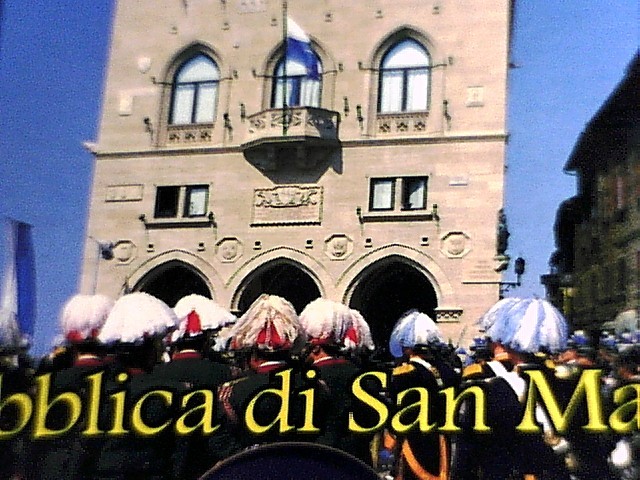 San Marino 2004 Uncirculated (9) Coin Set, in Mint Folder,