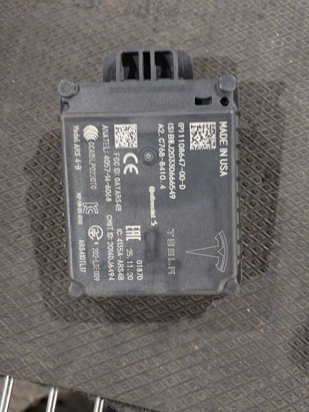TESLA 3   2021 Camera/Projector 3180757