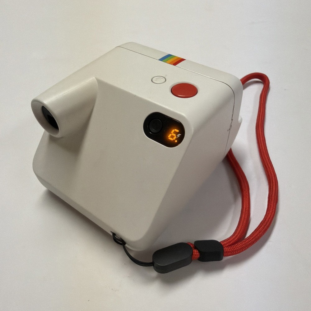 Polaroid Go Mini Instant Camera White Rainbow Stripe Rechargeable w/ USB Cable