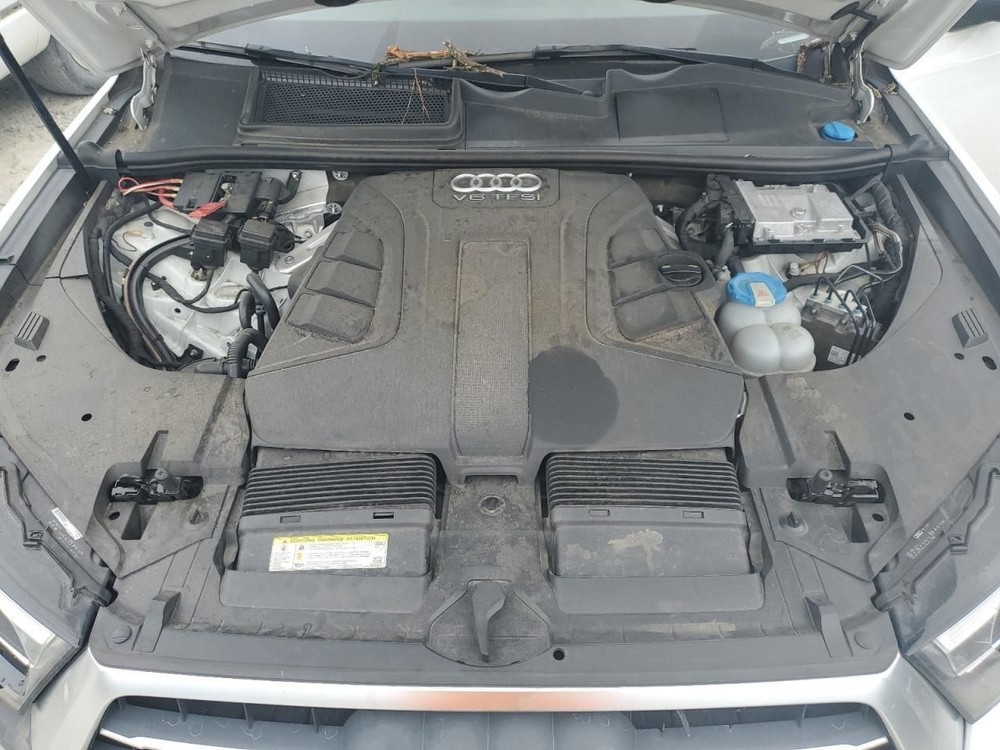 Fuse Box Engine Fits 17-24 AUDI Q7 4861191