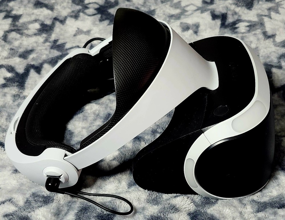 Sony PSVR CUH-ZVR2 PS4 VR Headset UNTESTED