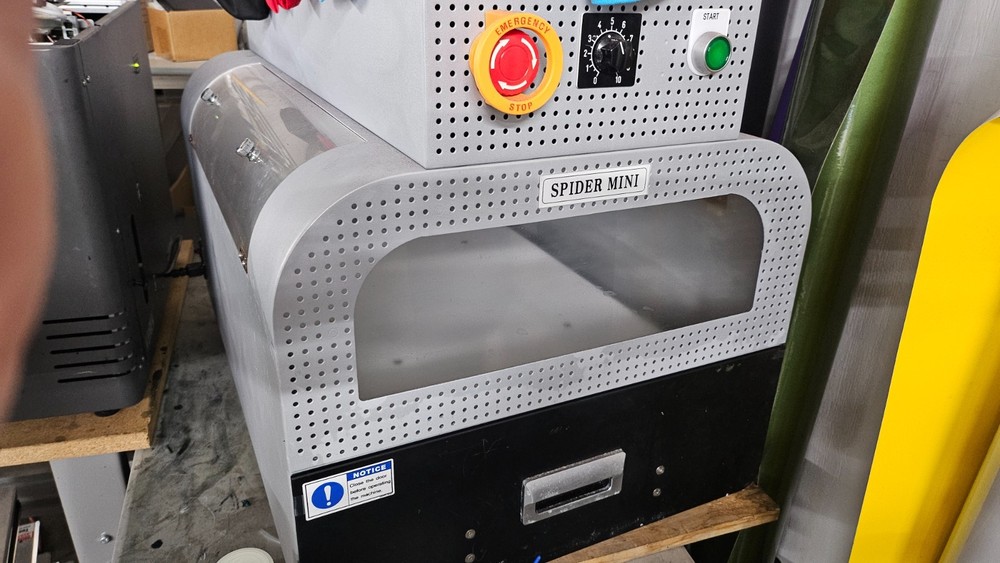 DTG M2 Direct to Garment Apparel Digital Printing Machine with Spider Mini