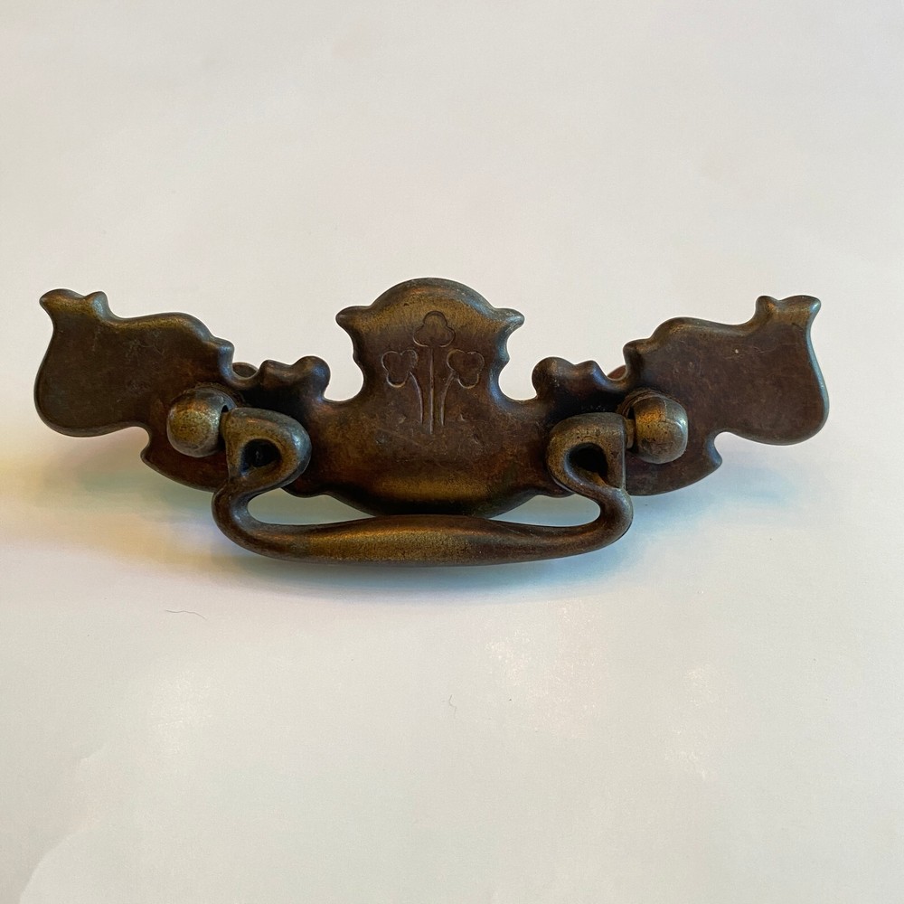 Vintage Drop Pull Country Style Chippendale 2.5" Center