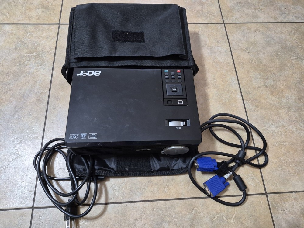 Acer X1261 DLP Projector