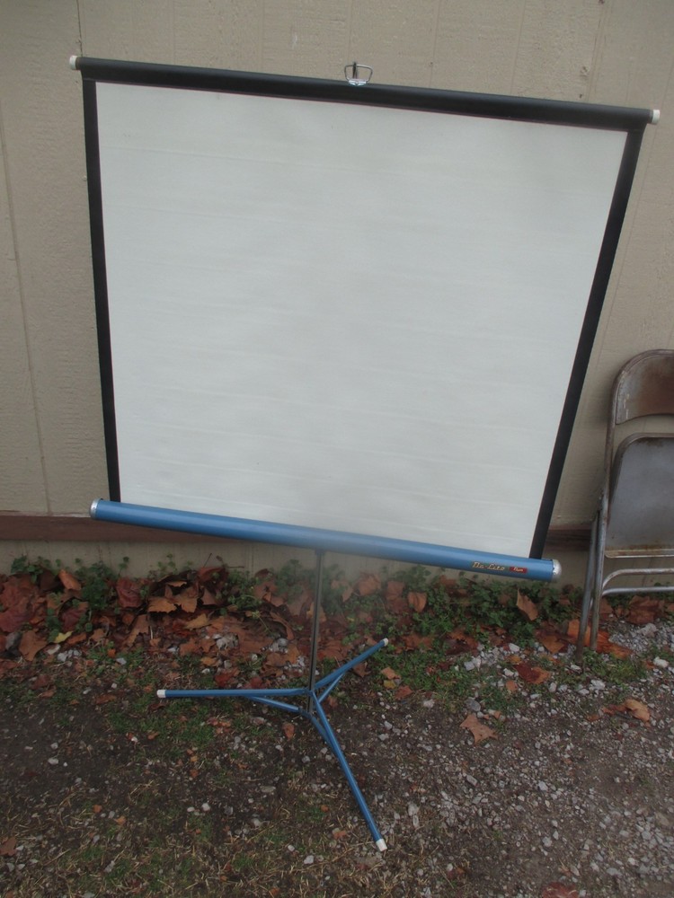projector screen pull down da lite flyer