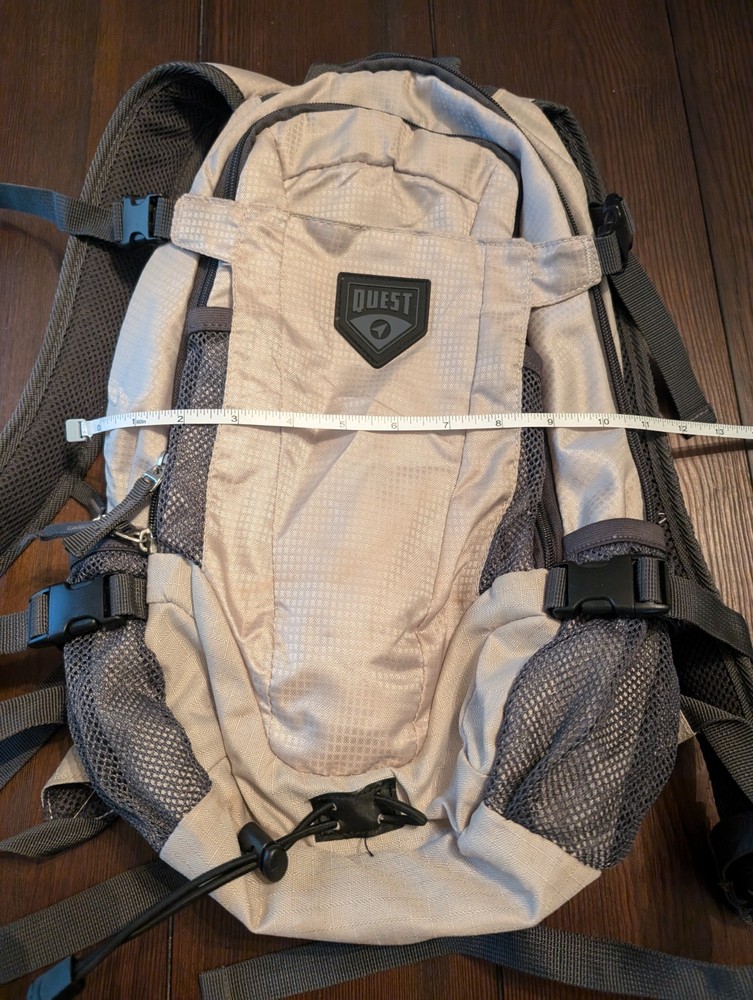 Quest Teal White Hydration Backpack Adjustable Straps NO Bladder READ