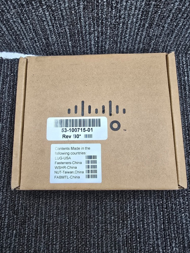 Cisco 55-2999-01 53-100715-01 Catalyst Rack Mount and Hardware