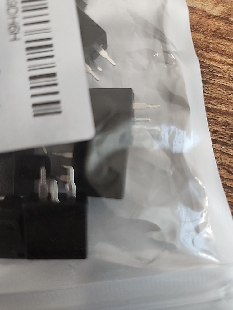 20 Pcs Black and white Flashlight Switch AC 250V 1.5A Model 1503A2