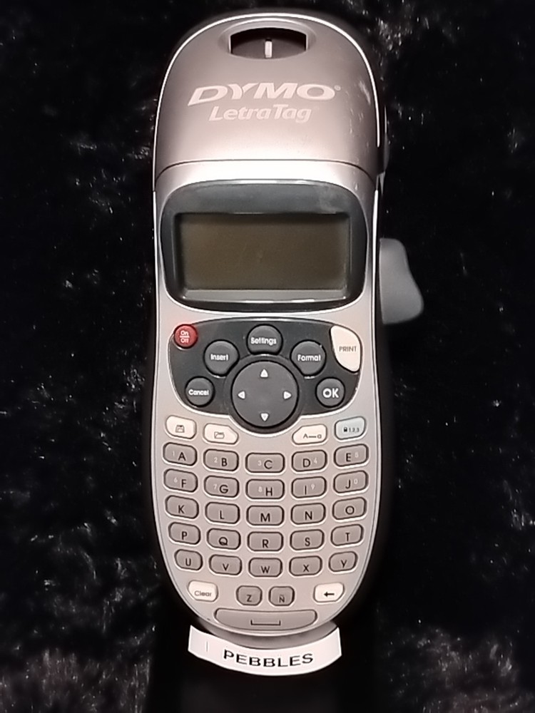 DYMO LetraTag LT-100H Handheld Label Maker - Tested. s5