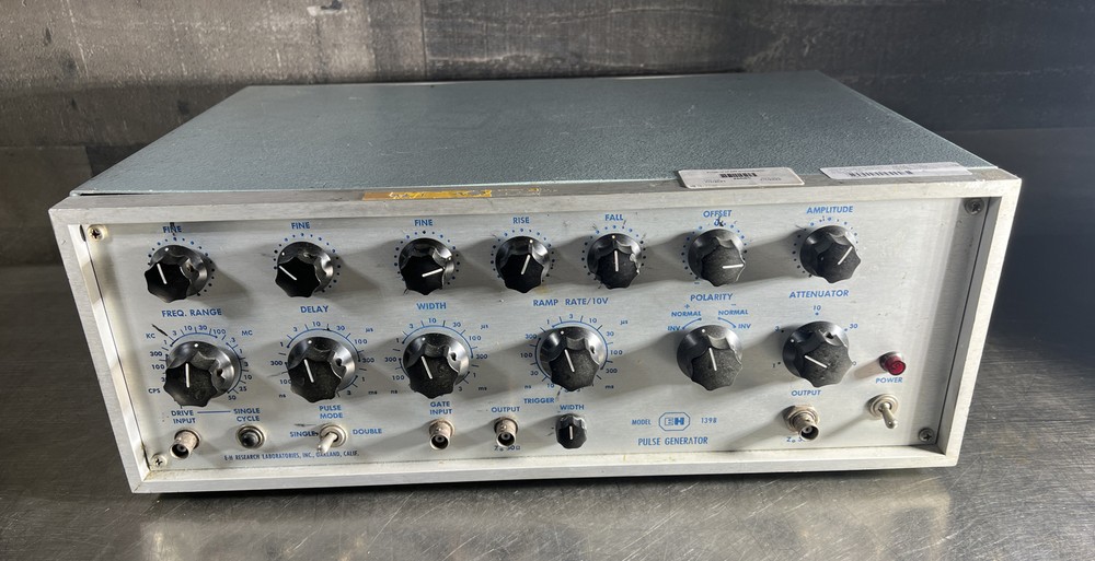 E-H EH Research Lab's 139B Pulse Generator