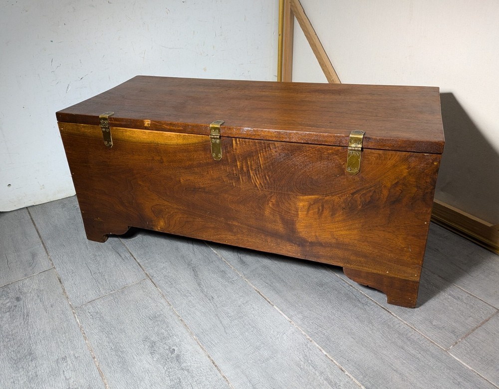 Antique Rustic Solid Wood Carpenter Tool Storage Box Chest Trunk with Lid N65
