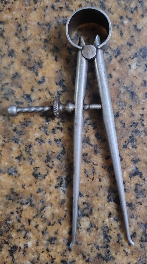 🗽 VINTAGE FOX TOOL CO. 4"OD CALIPER