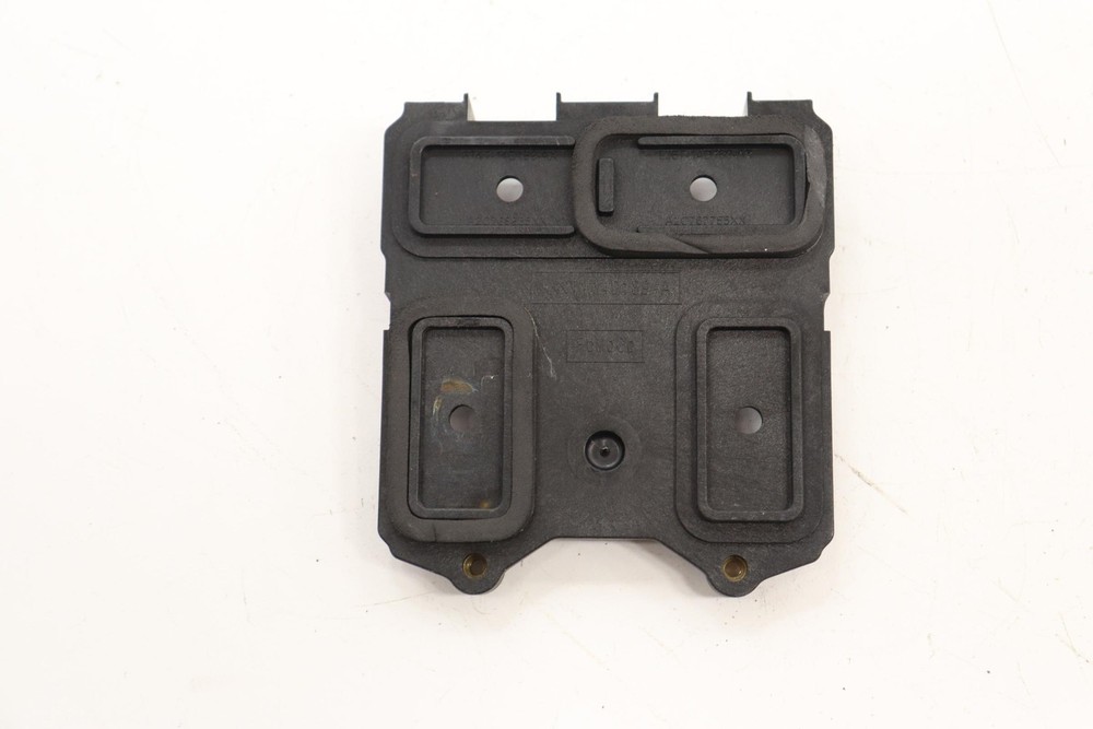 2015 - 2023 FORD MUSTANG REAR RIGHT BLIND SPOT RADAR SENSOR MODULE BRACKET OEM