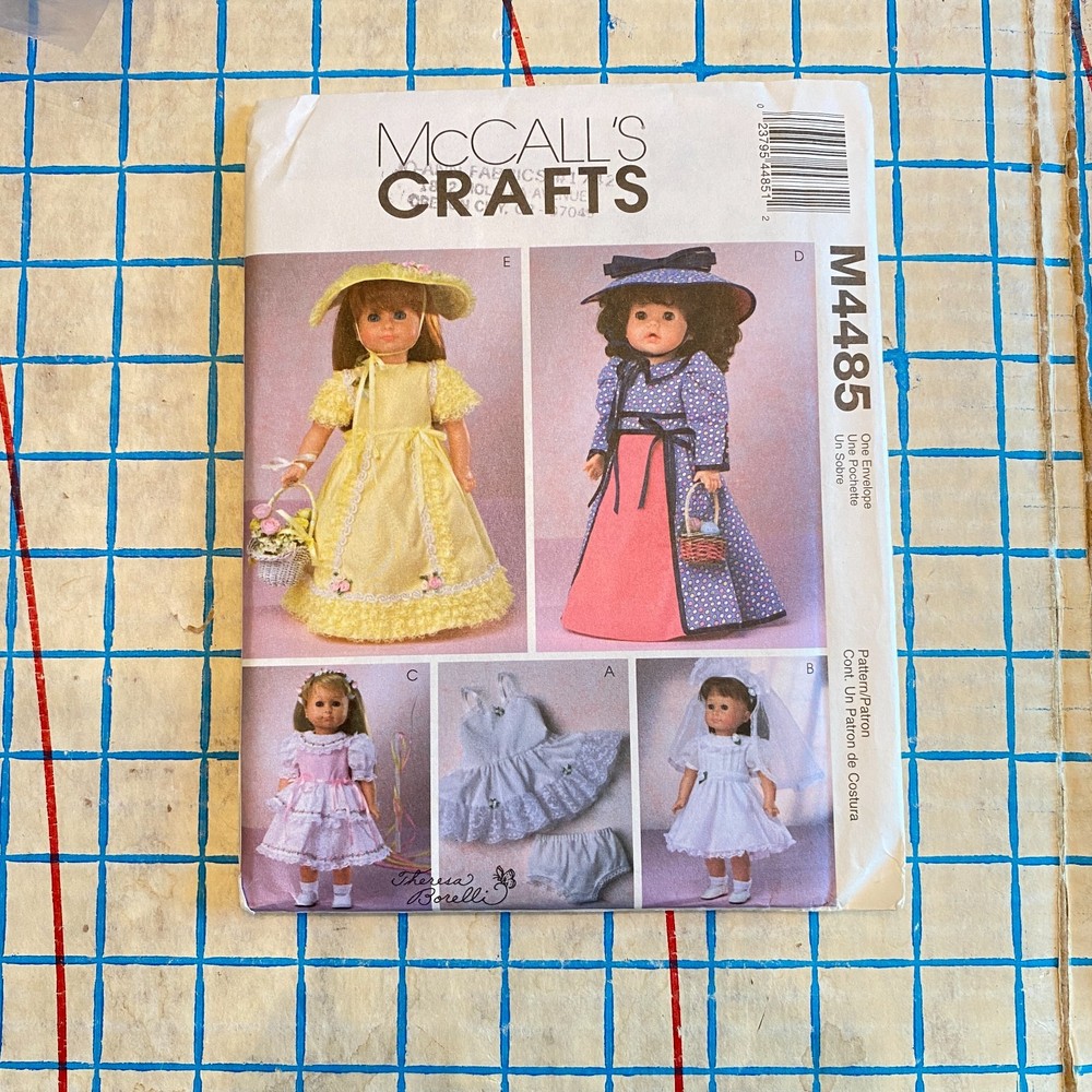 Uncut Pattern Dresses Pattern for 18" Doll McCalls M4485