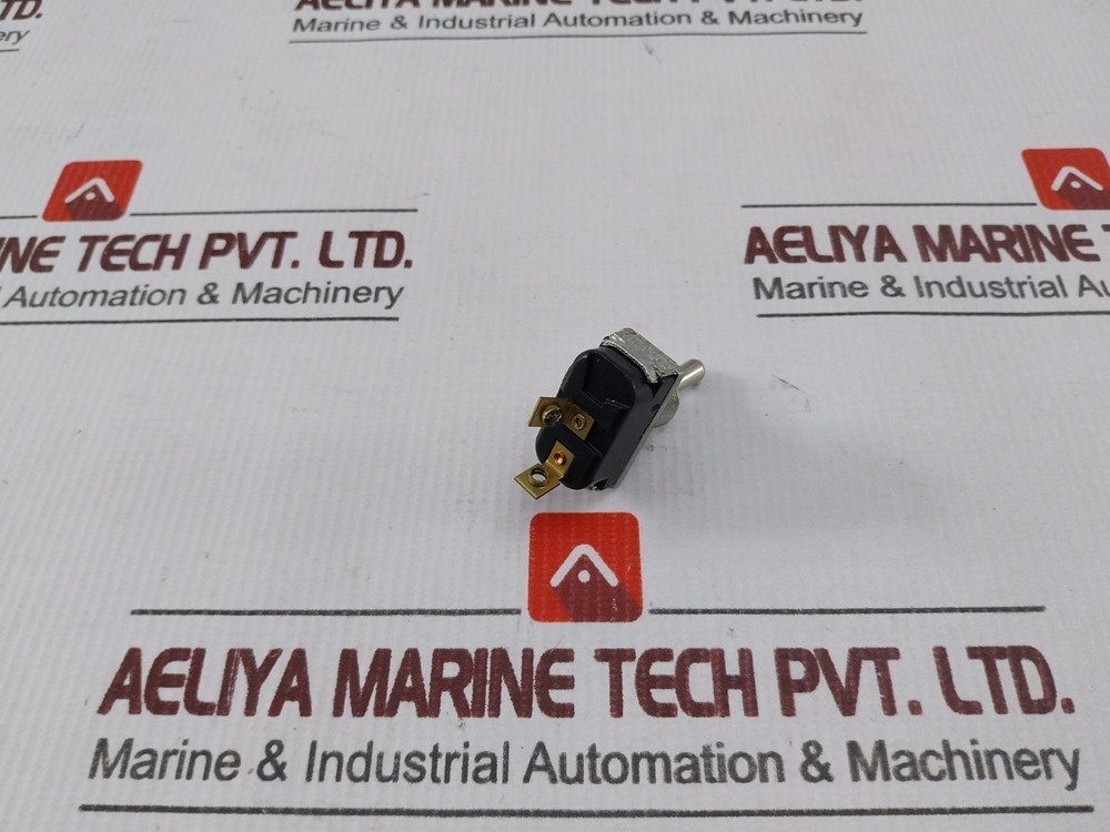 MCGILL 0090-0001 Toggle Switch 20A 250VAC