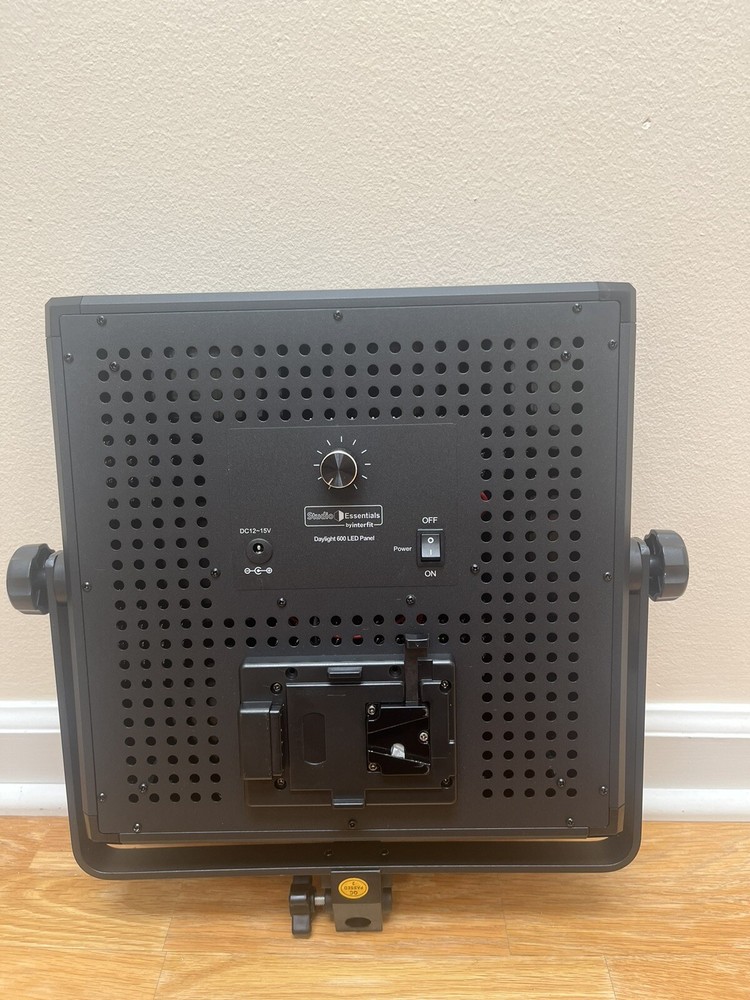 Studio LED Panel-Interfit Studio Essentials 600 Daylight LED Panel