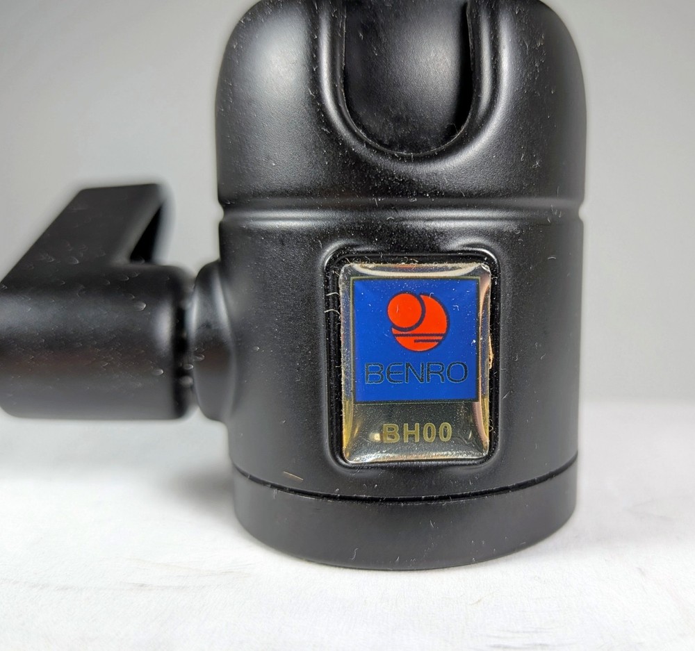 Benro BH00 Standard Size Ballhead w/ Quick Release Camera Plate