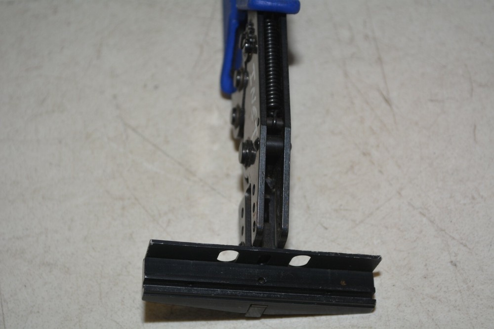 ITT Cannon CTHT-200 Crimp Tool ITT #M227