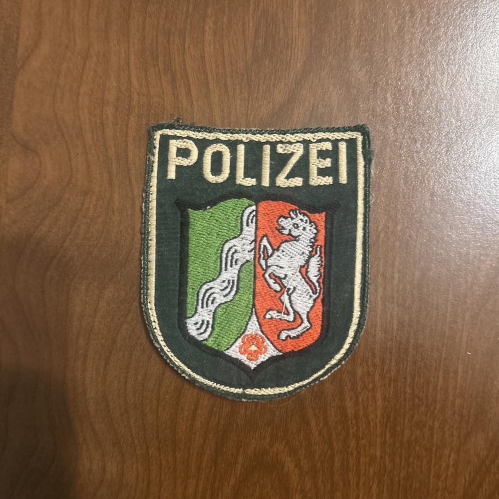 GERMAN GERMANY POLICE "POLIZEI" SHOULDER PATCH