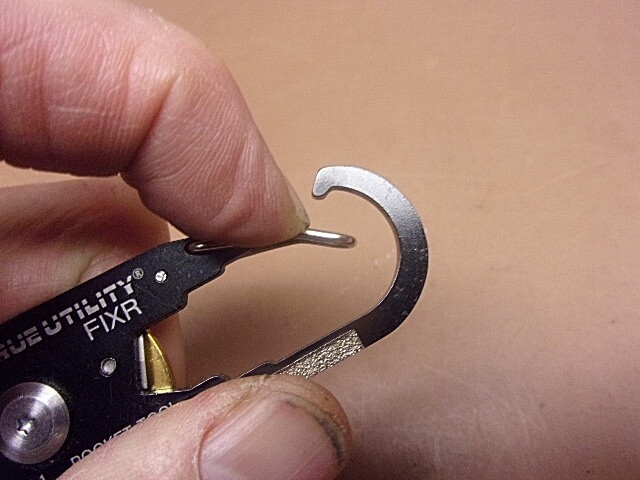 TrueUtility Fixr Pocket Tool 20 Tools in 1 Compact Multi Tool Camping Bicycling