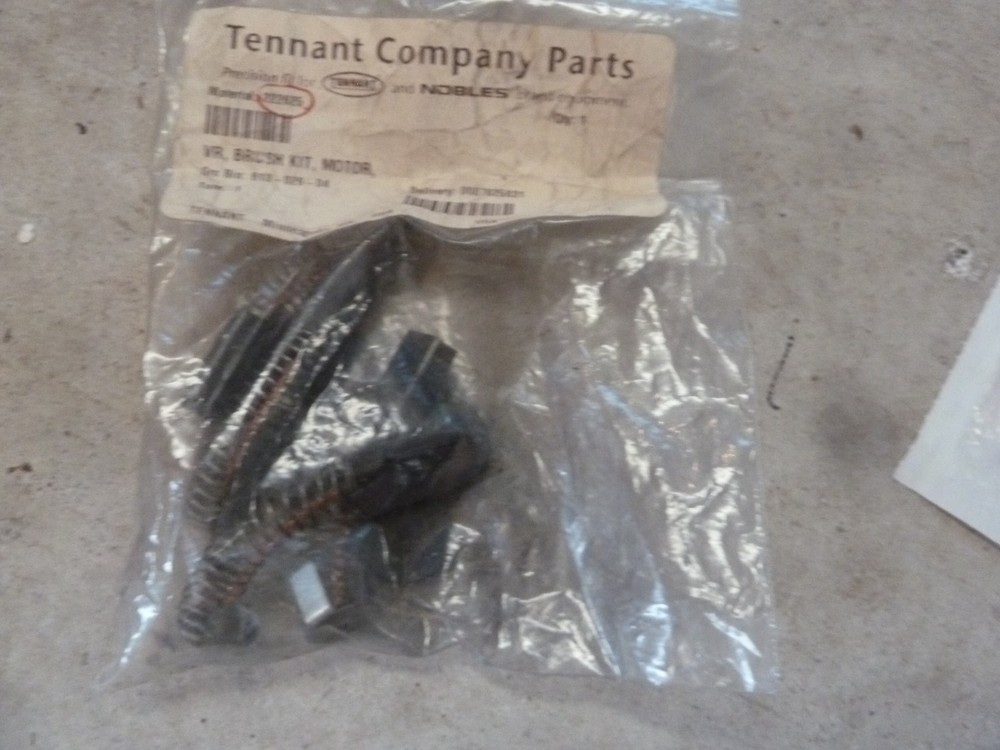 Tennant 222625, Brush Kit