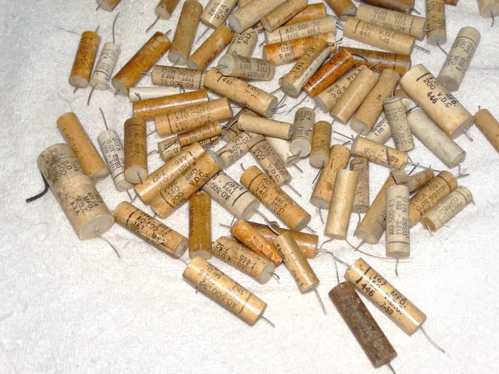 100 - Vintage 1950's Ceramic Capacitor Pulls 100-150-200 vdc #17