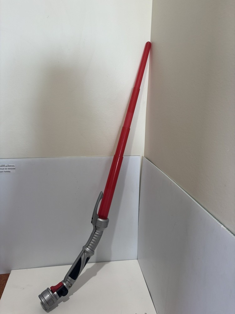 Star Wars Count Dooku Force FX Lightsaber