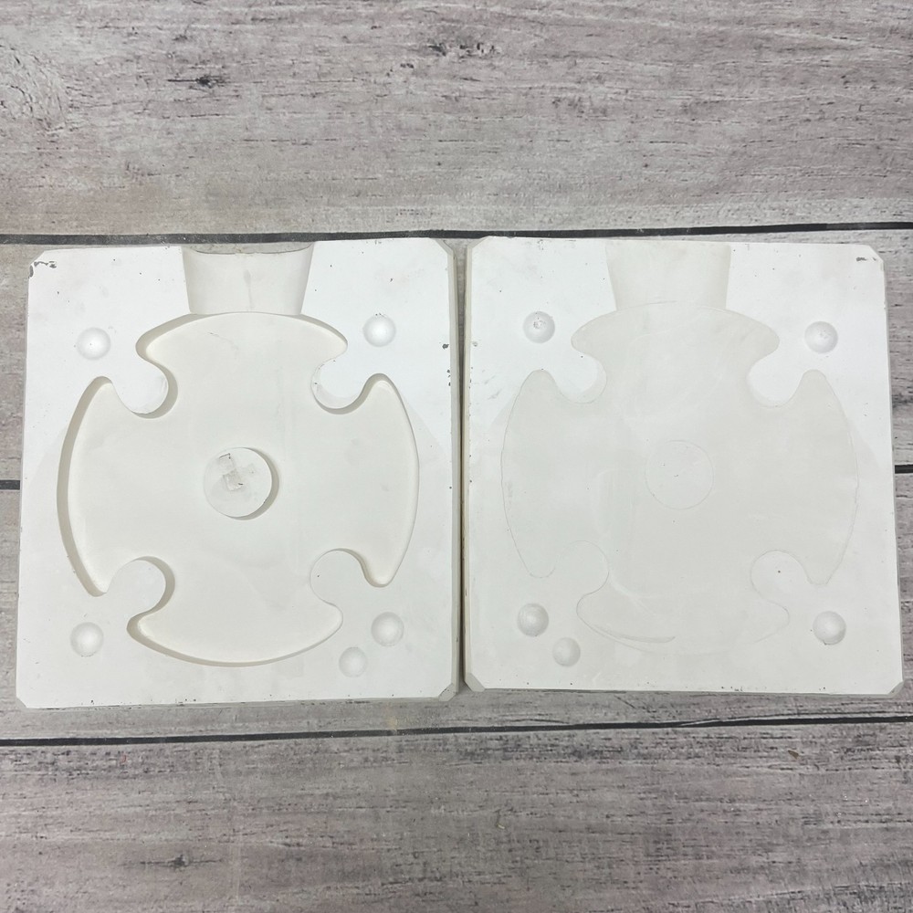 2003 Boothe Mold Ceramic Casting Mold Round Trivet Wine Caddy #1798