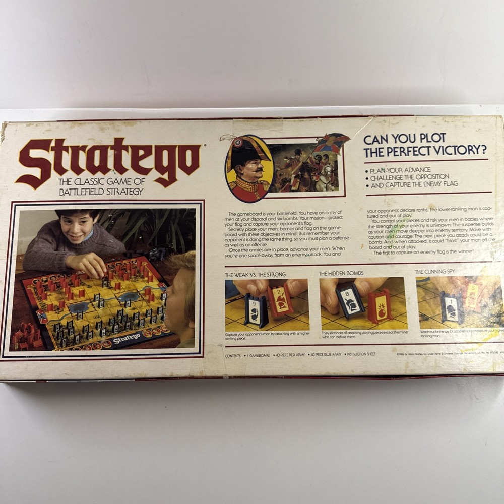 Milton Bradley Stratego 1986 Board Game Complete