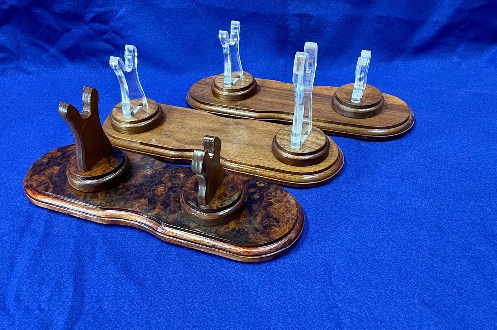 Pistol Display Stand, Elegant and Versatile.