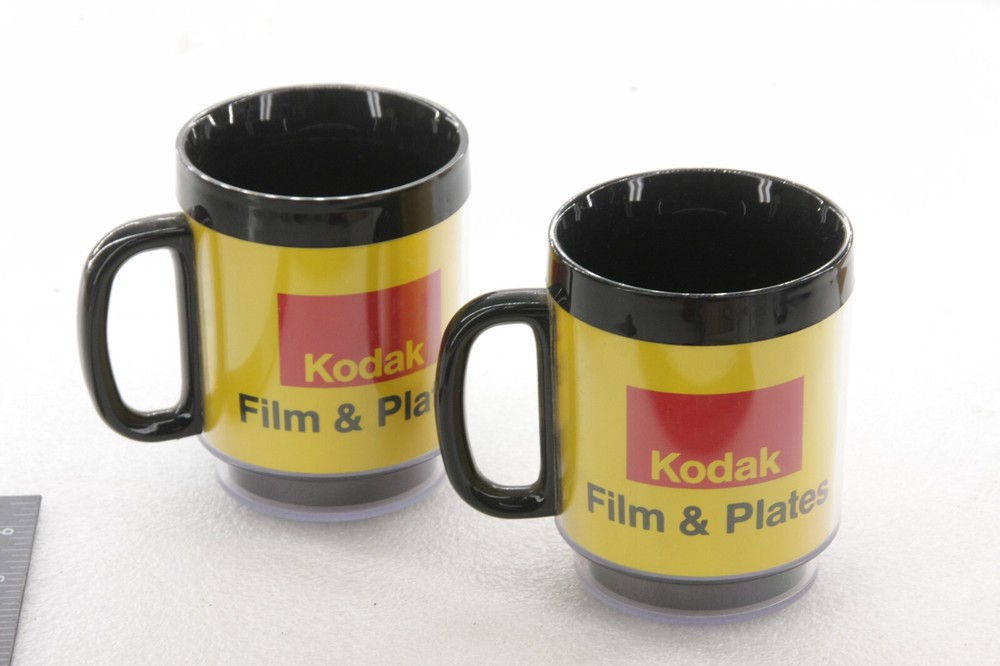 West Bend 30-Cup Coffee Percolator in Kodak Developer Wrap 2Mug Needs Power USED