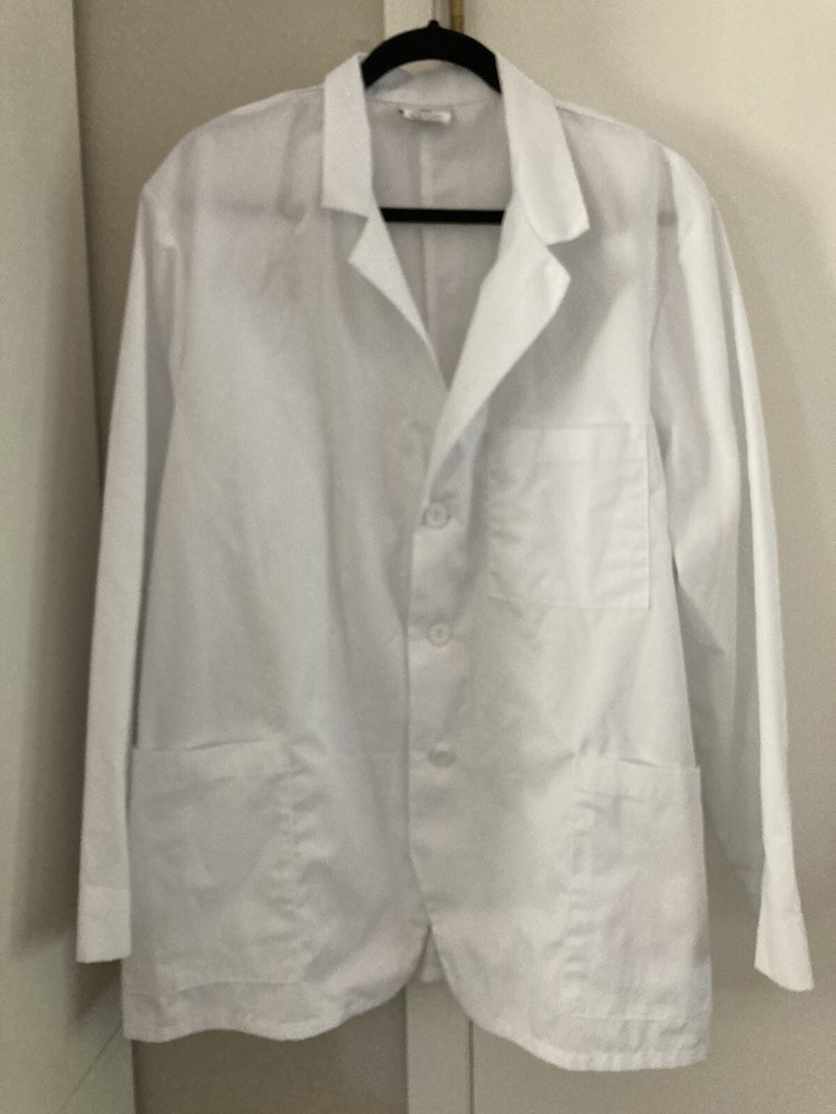 Meta Lab Coat Sz 48. 65% Poly 35% Cotton 3 Button