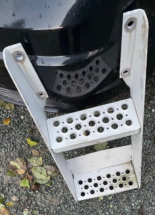 2013 Kenworth T680 13" Frame Step