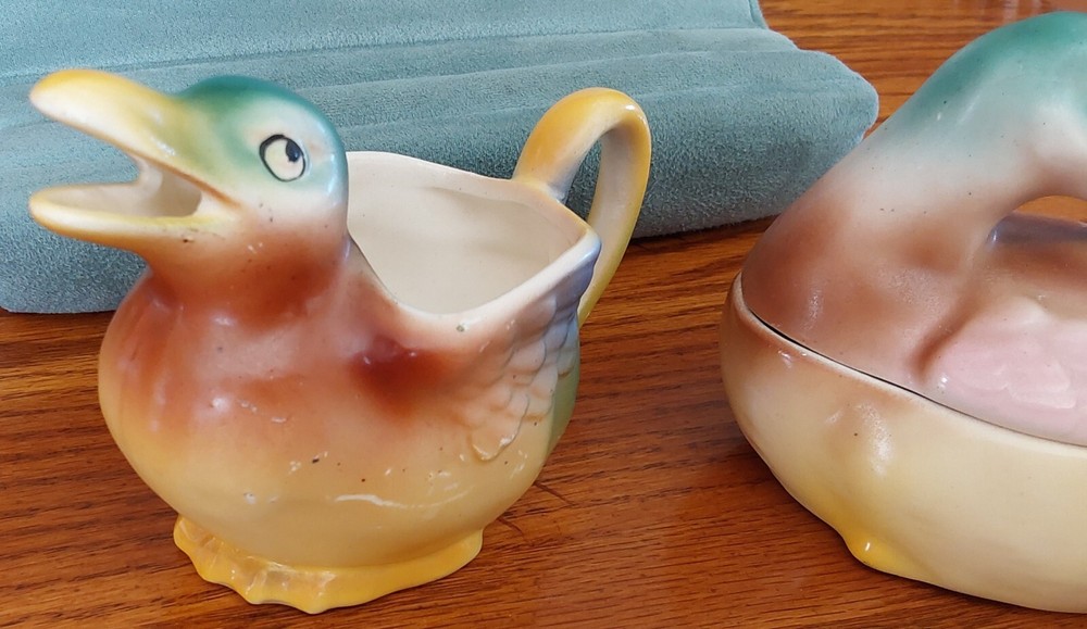 Vintage CZECHOSLOVAKIA Pottery DUCKS Cream & Sugar