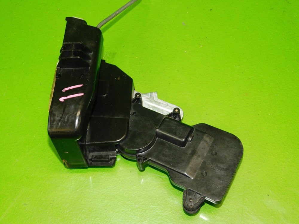 04-08 RX8 OEM passenger right front door lock actuator motor assembly complete