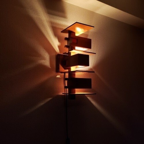 Frank Lloyd Wright TALIESIN 3 Wall Sconce Cherry + converter Reproduction