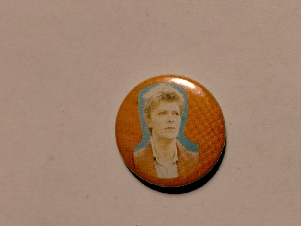 David Bowie music pop group vintage SMALL BUTTON 10