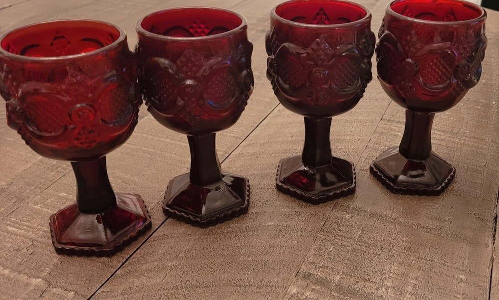 Set of 4 Avon CAPE COD: Ruby Red Glass Cordial/Wine Glasses 4.75" excellent