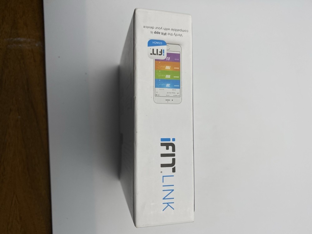Wireless Activity Tracking iFit Link Wearable w/Convenient LED Display–IFLINK115