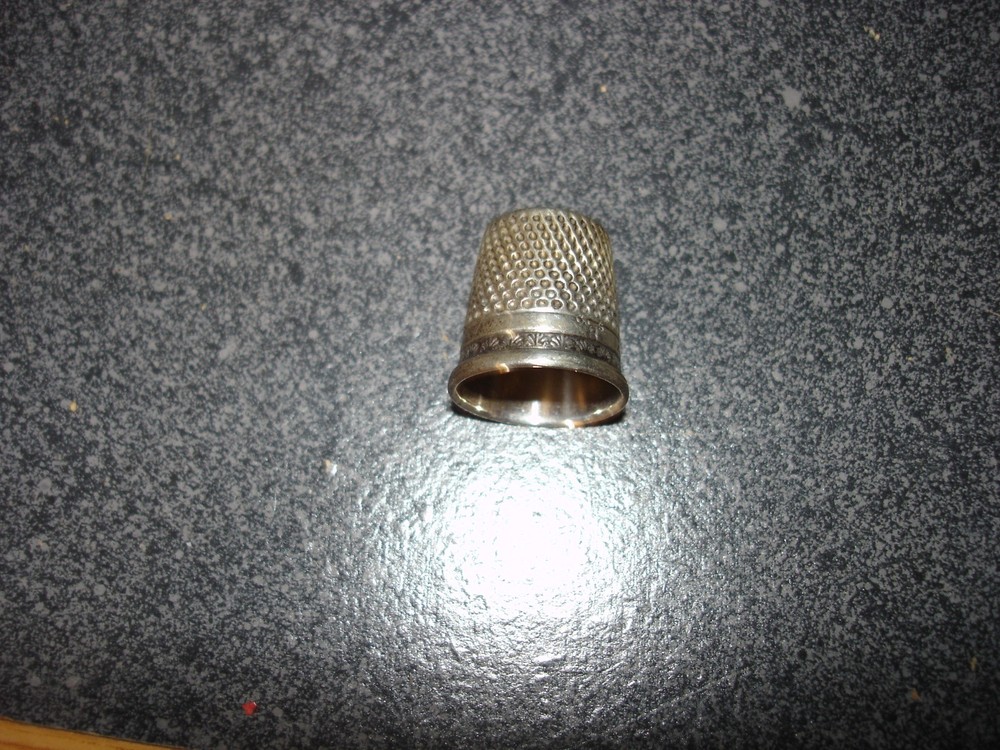 Vintage topless sterling silver thimble size 8
