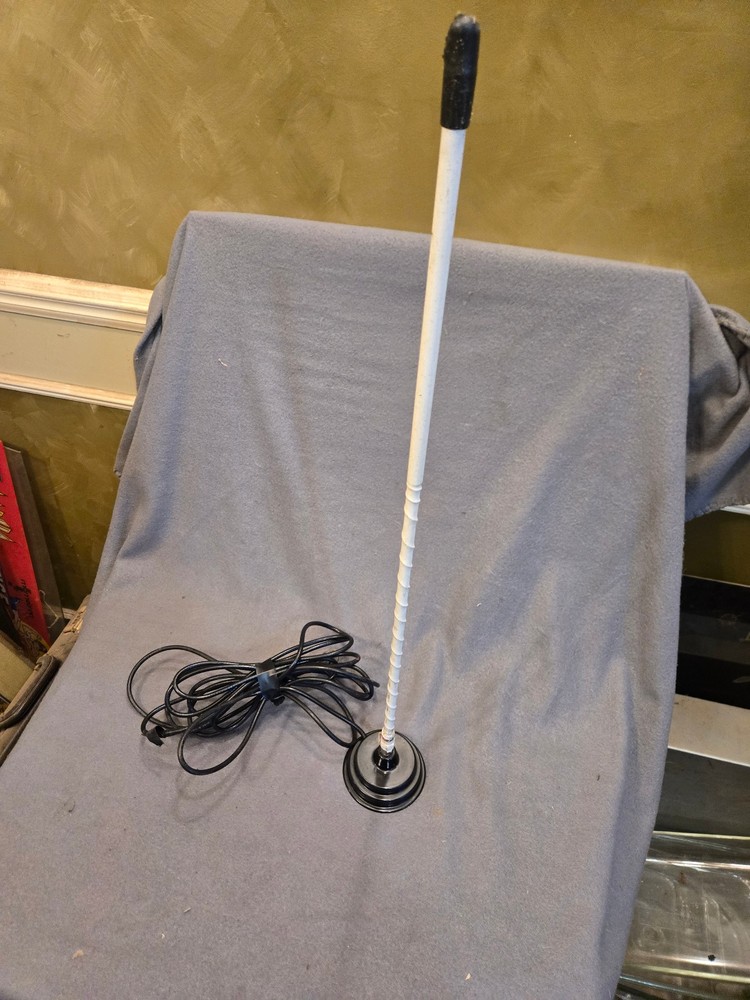vintage  26" magnet mount cb antenna * untested*