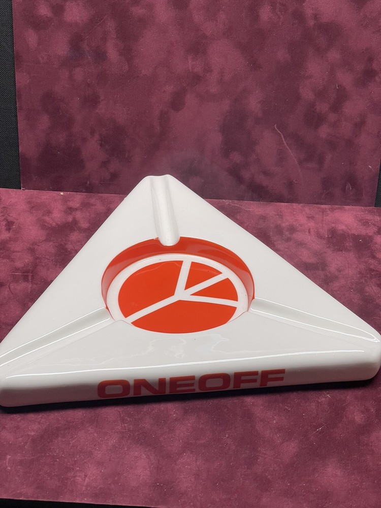 Illusione One Off Cigar Ashtray