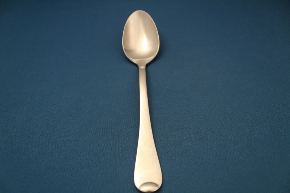 Oneida ISLET Tablespoon (1pc) Serving Spoon Glossy Stainless 8 1/2"