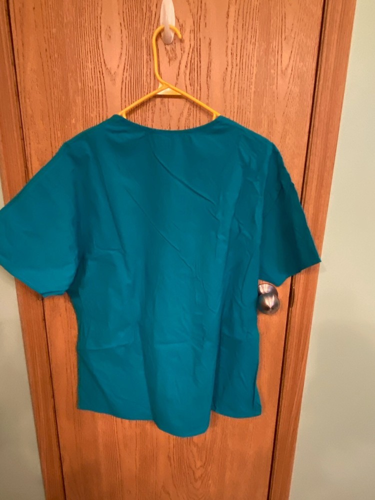 scrub sets women