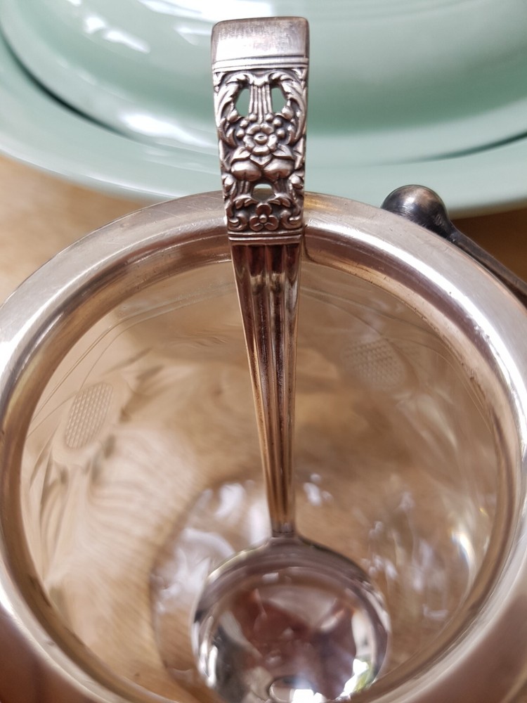 Small jam jar with silver plate hinged handle Community marked Spoon 9.5cm
