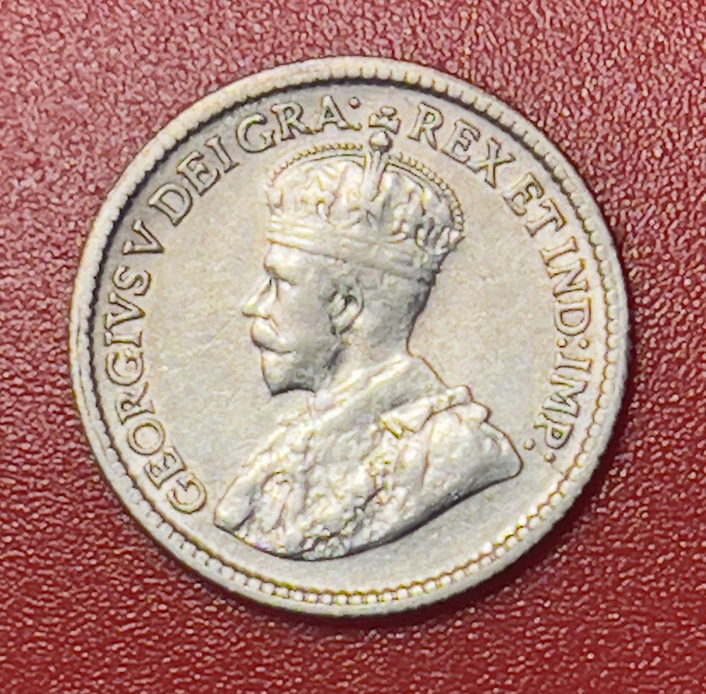 1920 Canada Silver 5 Cents, AU/BU.