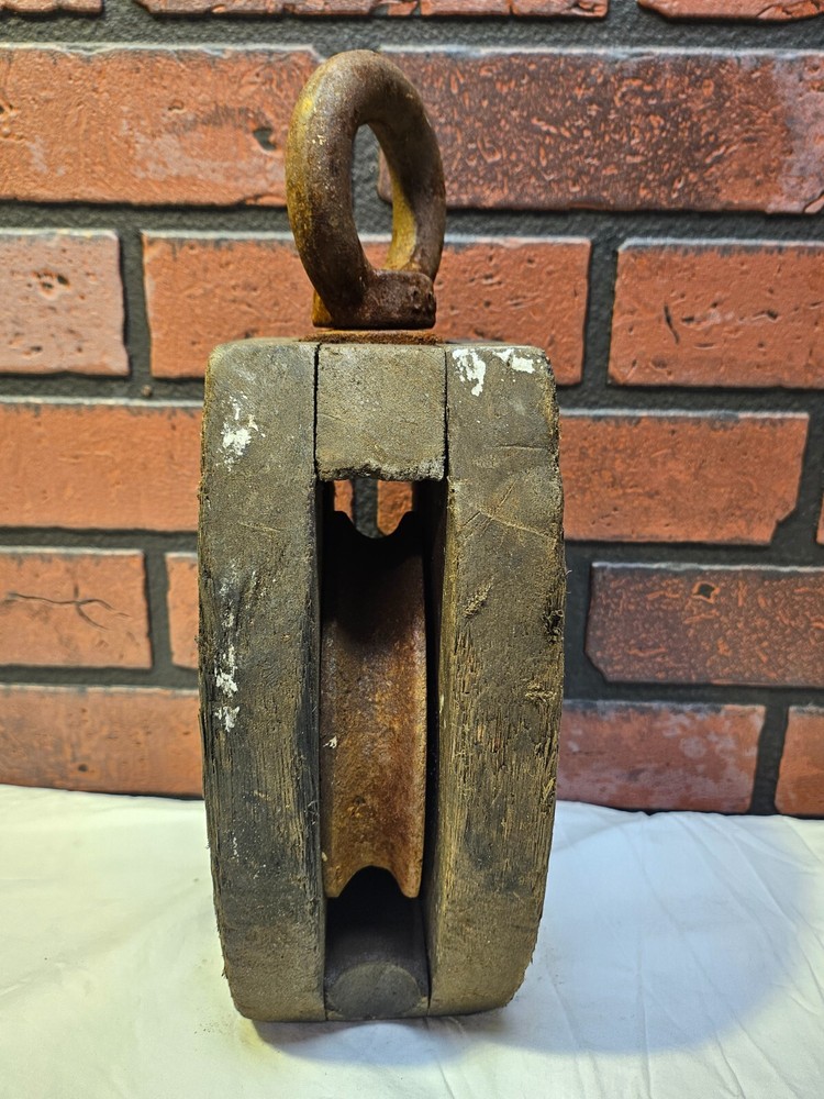 Rustic Farmhouse Wood Pulley