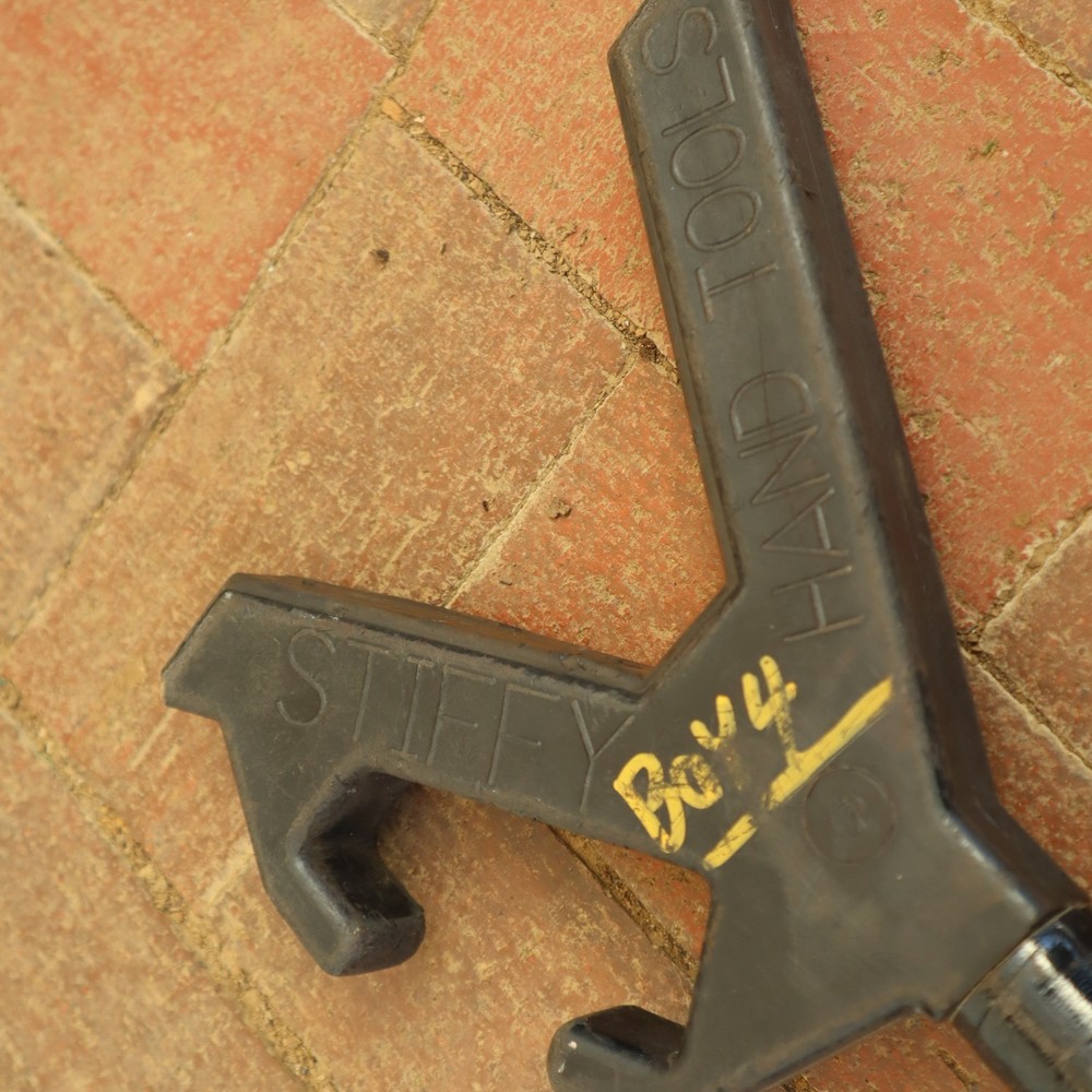 Stiffy Handy Hook Hand Tools Yellow Push / Pull Tool